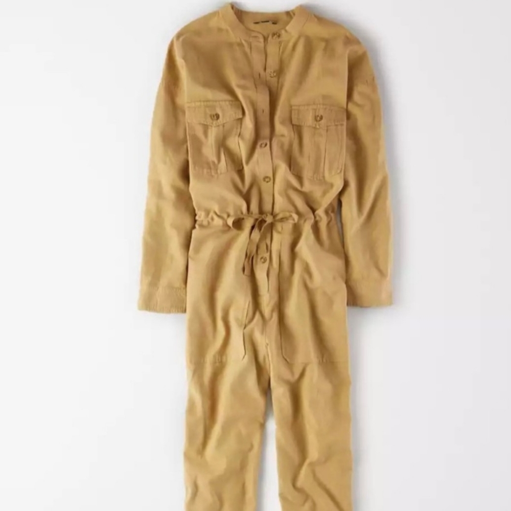 NWOT American Eagle Utility Jumpsuit khaki